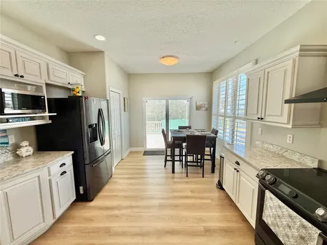 107 6th Street N Flagler Beach FL 32136