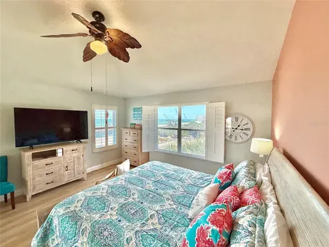107 6th Street N Flagler Beach FL 32136