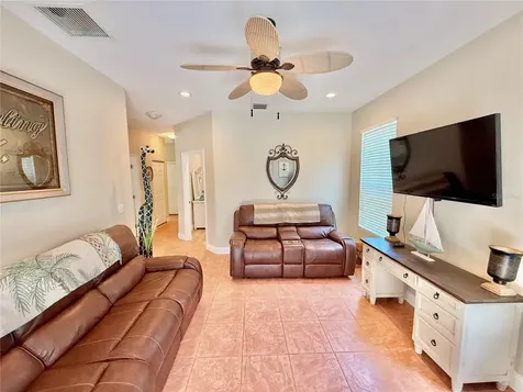 107 6th Street N Flagler Beach FL 32136