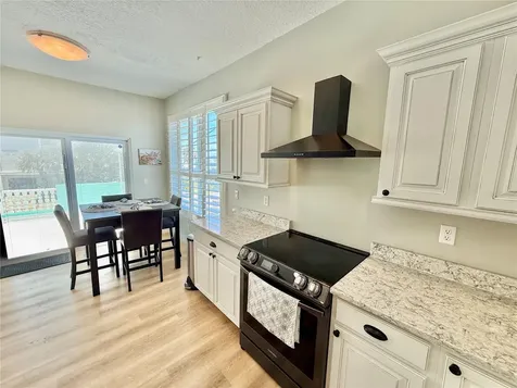 107 6th Street N Flagler Beach FL 32136