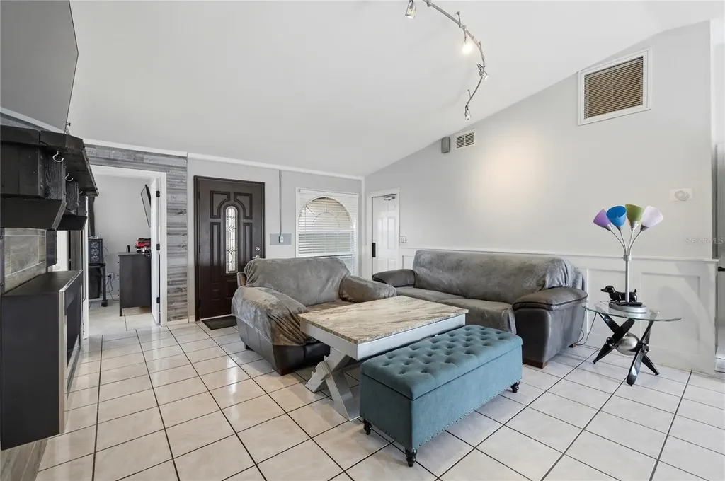6005 Lake Ruth Drive W Dundee FL 33838