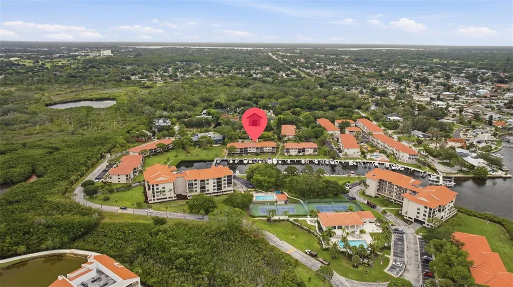 1802 Mariner Drive E Tarpon Springs FL 34689