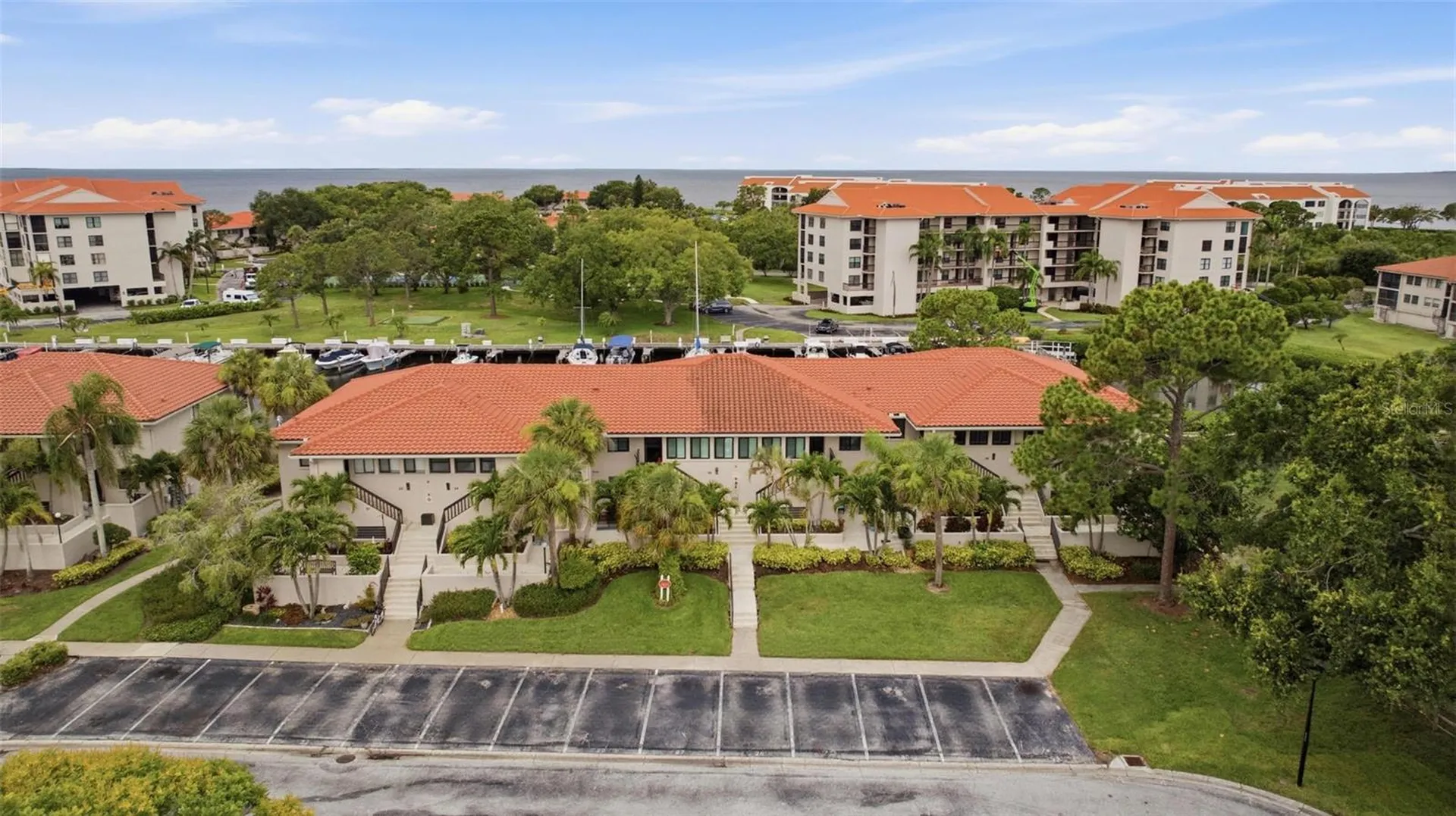 1802 Mariner Drive E Tarpon Springs FL 34689