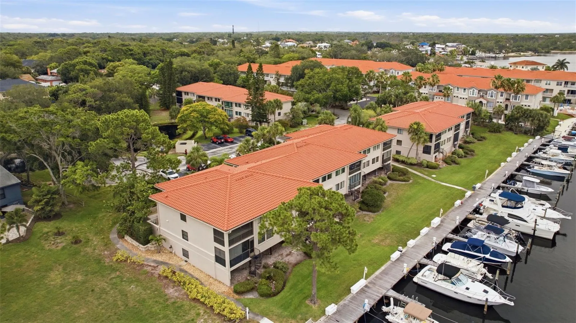 1802 Mariner Drive E Tarpon Springs FL 34689