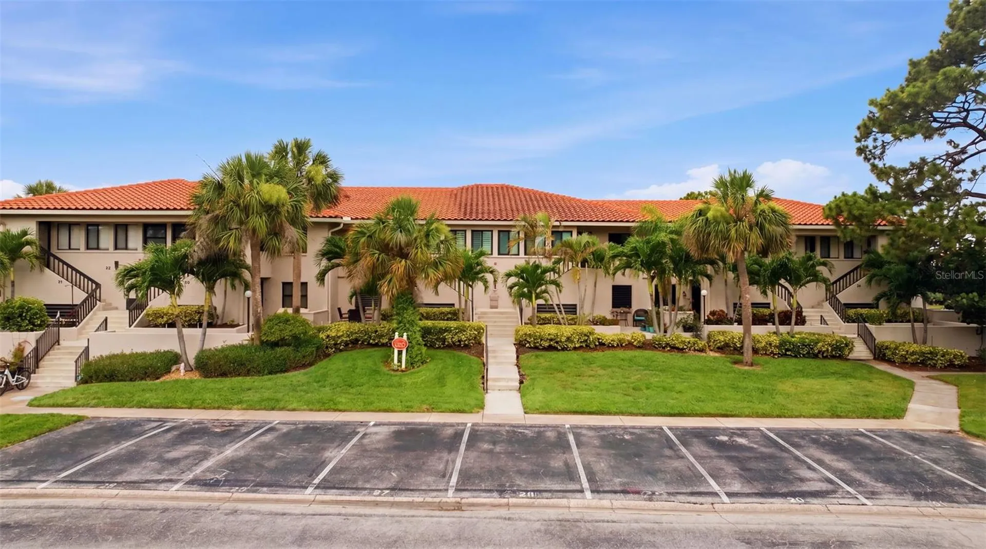 1802 Mariner Drive E Tarpon Springs FL 34689