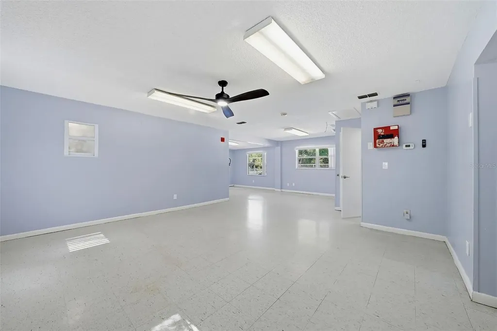 2886 Whitney Road Clearwater FL 33760
