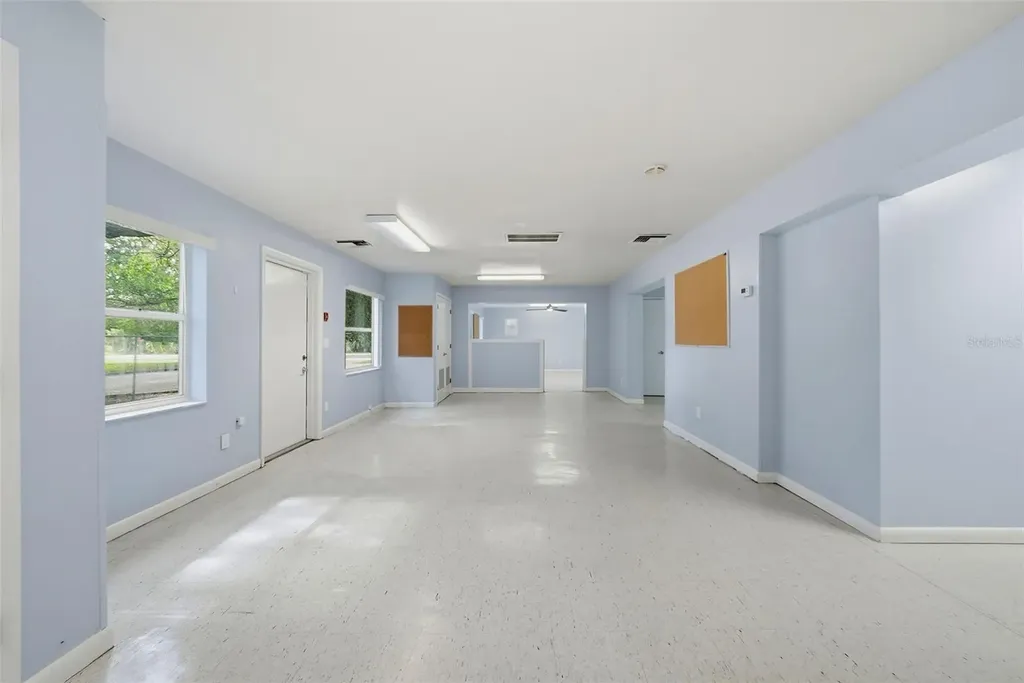 2886 Whitney Road Clearwater FL 33760