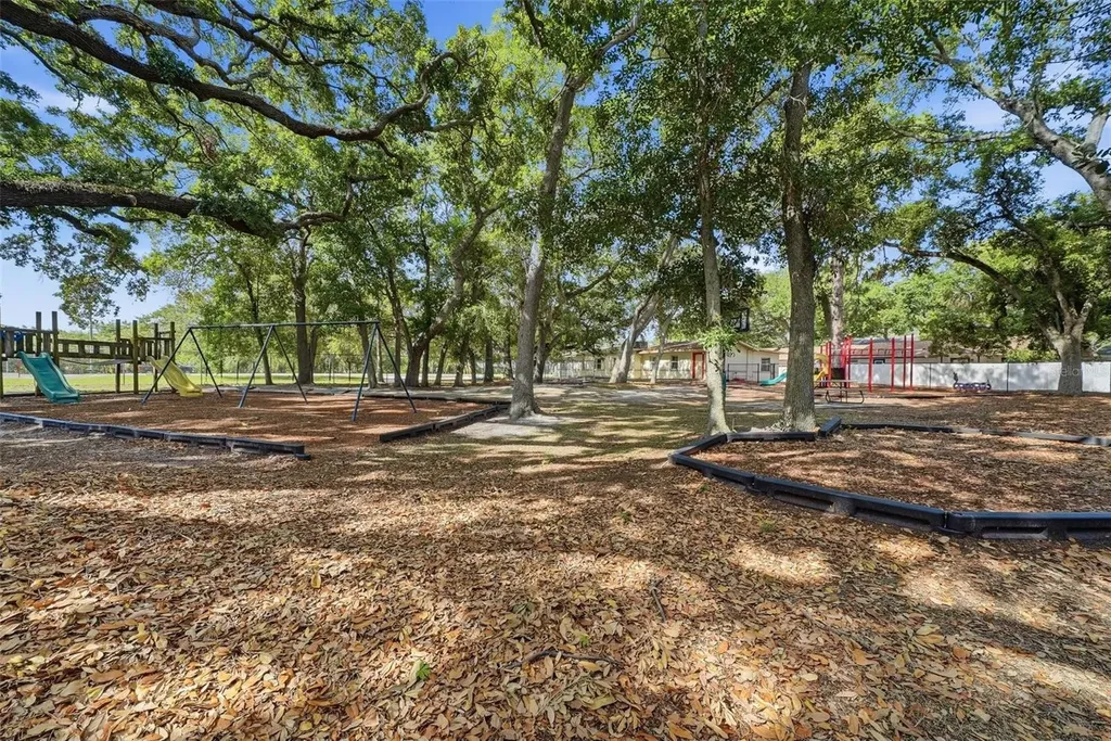 2886 Whitney Road Clearwater FL 33760