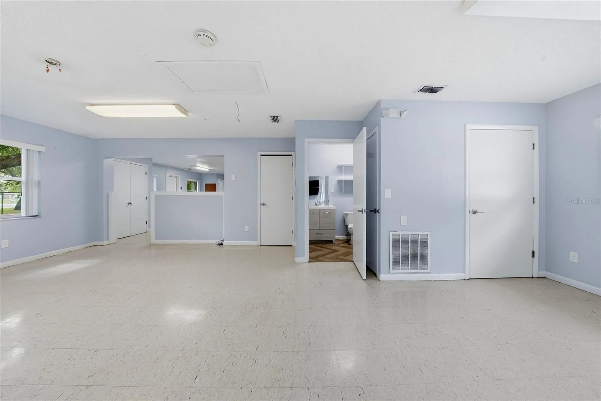 2886 Whitney Road Clearwater FL 33760