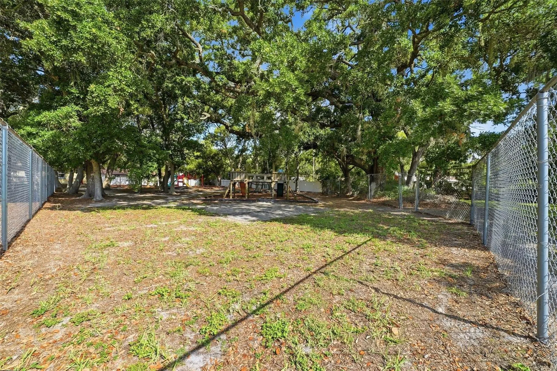 2886 Whitney Road Clearwater FL 33760