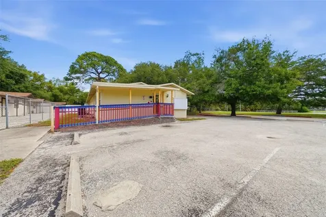 2886 Whitney Road Clearwater FL 33760