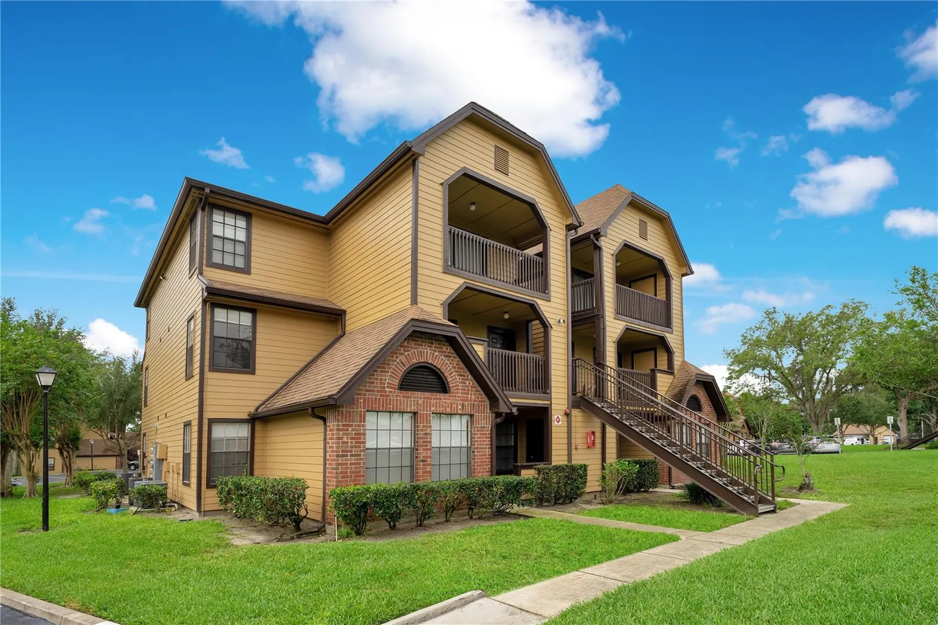 370 Lake Tahoe Court Altamonte Springs FL 32701