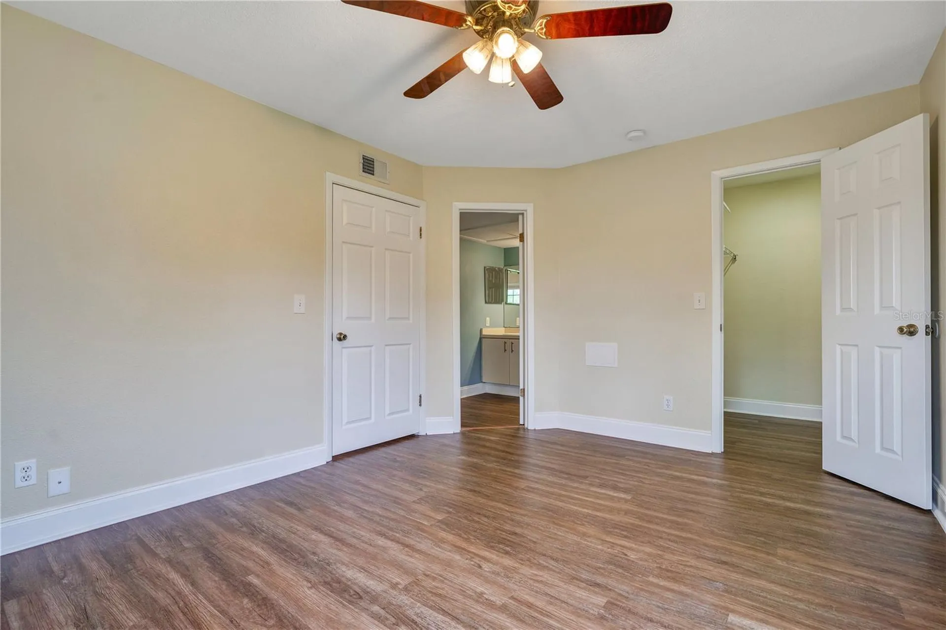 370 Lake Tahoe Court Altamonte Springs FL 32701