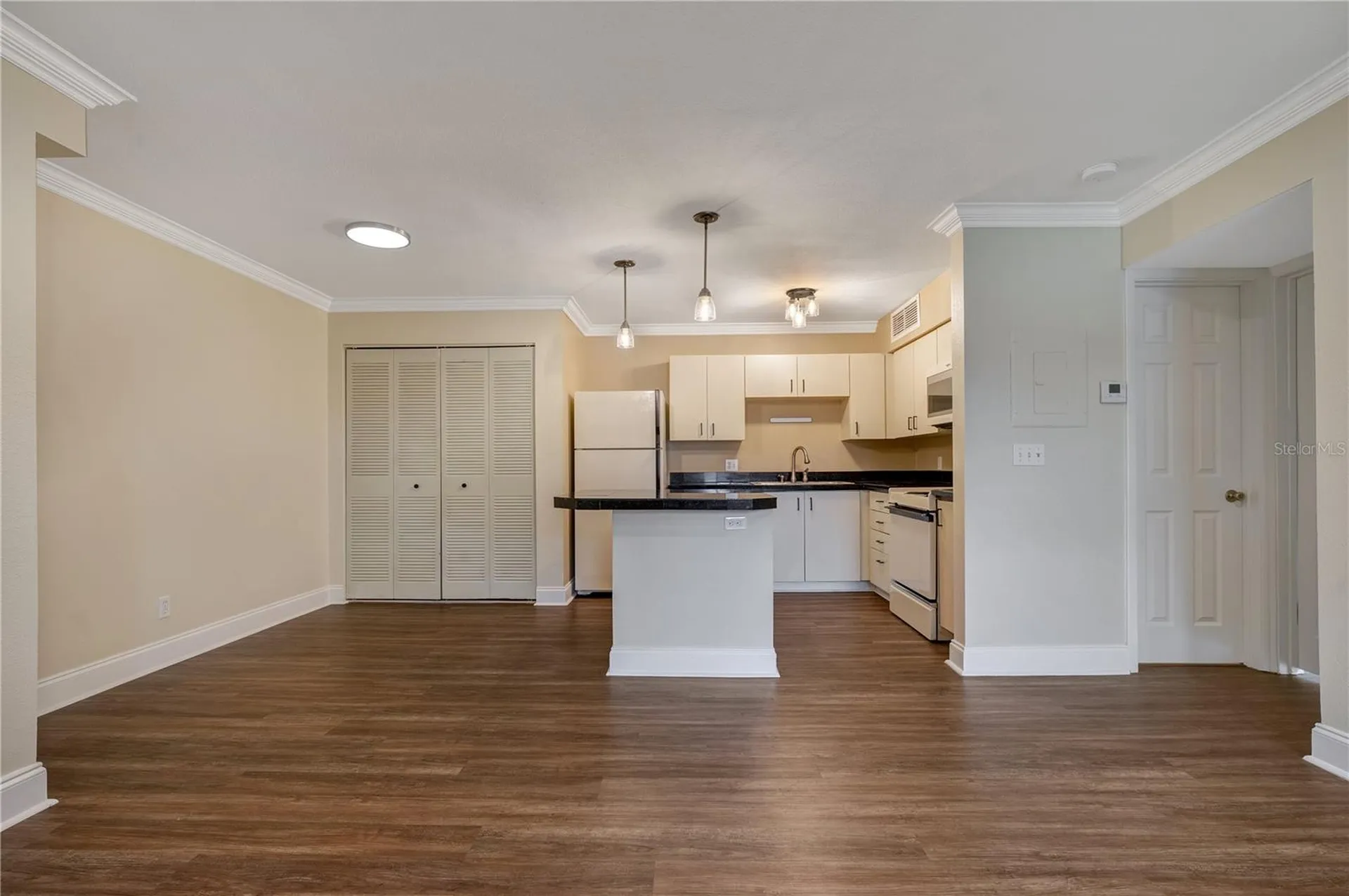 370 Lake Tahoe Court Altamonte Springs FL 32701