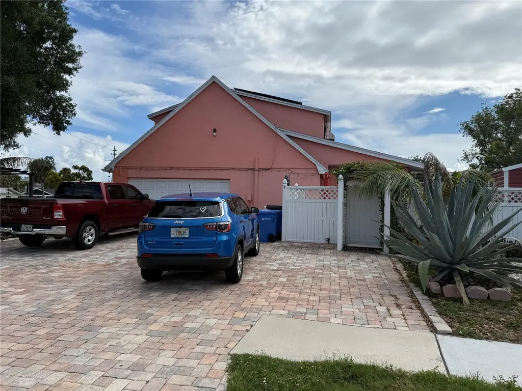 8301 Lopez Drive Tampa FL 33615