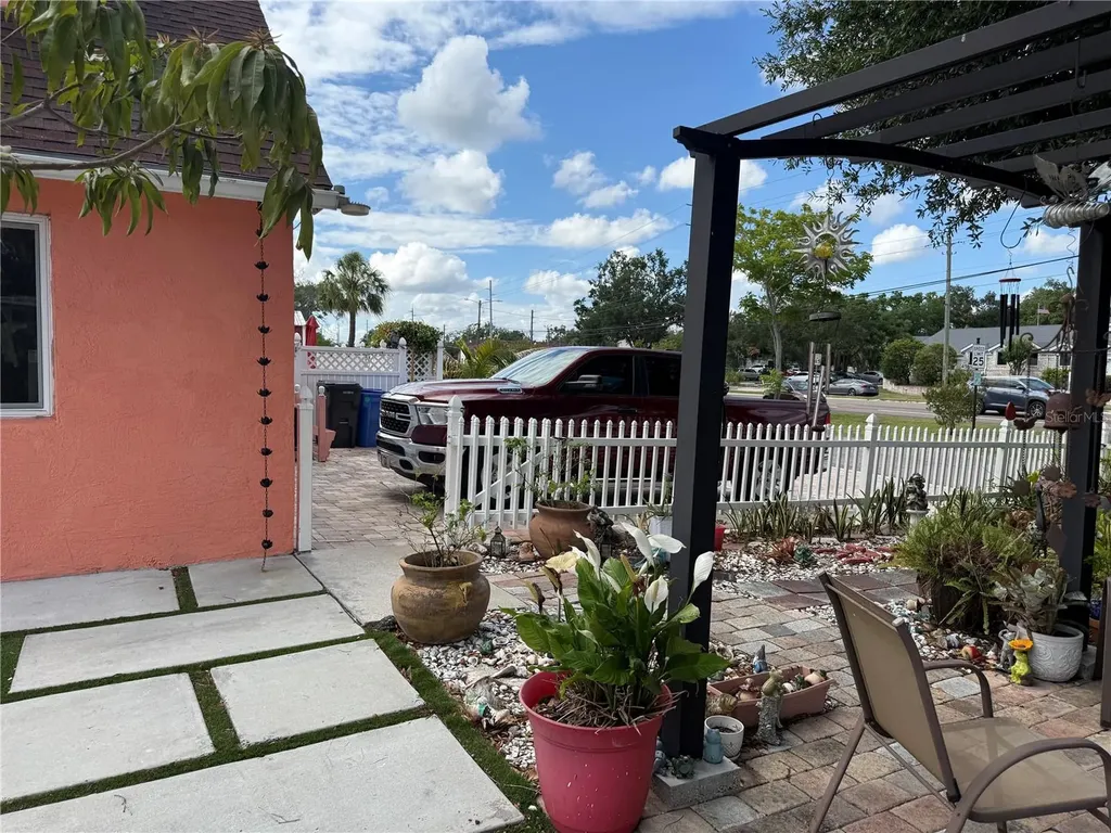 8301 Lopez Drive Tampa FL 33615