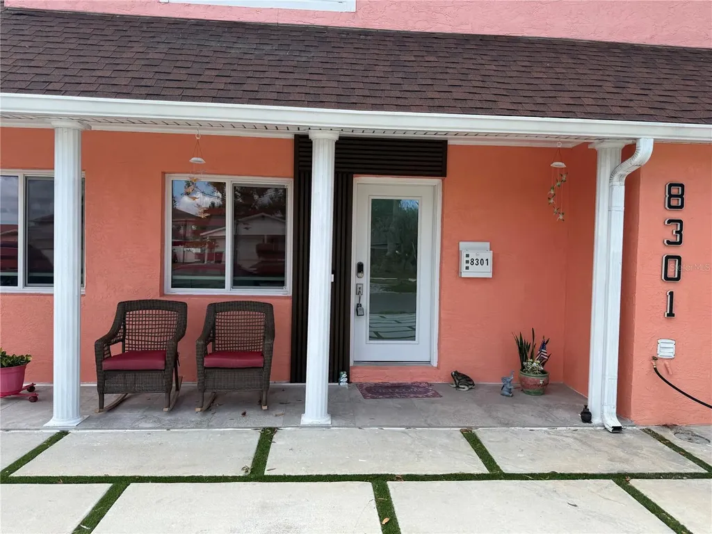8301 Lopez Drive Tampa FL 33615