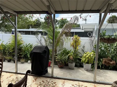 8301 Lopez Drive Tampa FL 33615