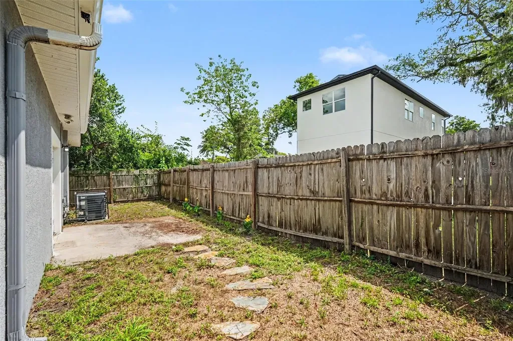 8301 N Marks Street Tampa FL 33604