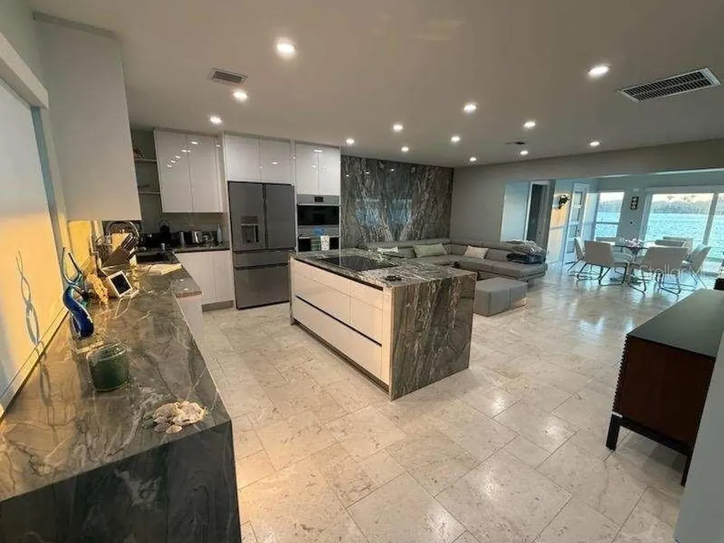 885 White Cap Circle Venice FL 34285
