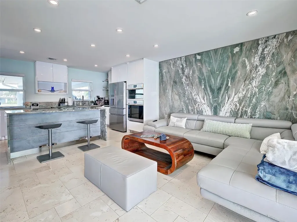 885 White Cap Circle Venice FL 34285
