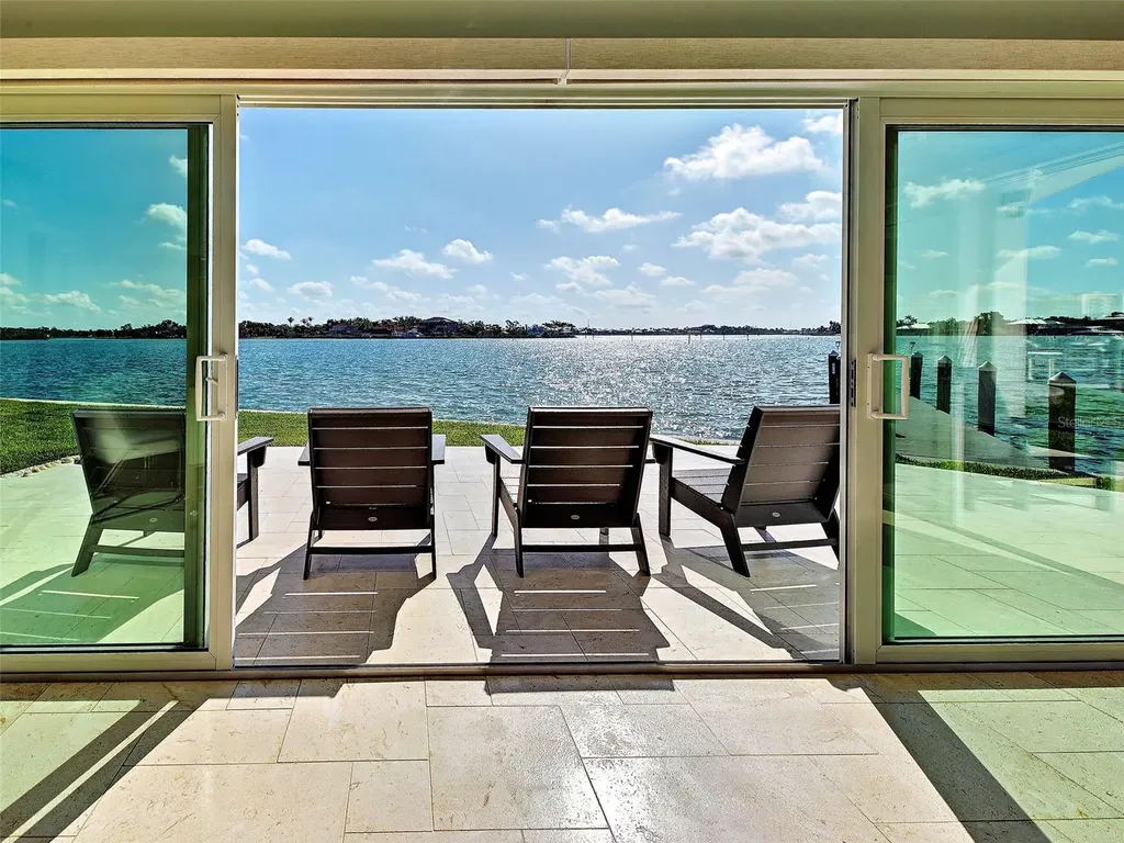 885 White Cap Circle Venice FL 34285