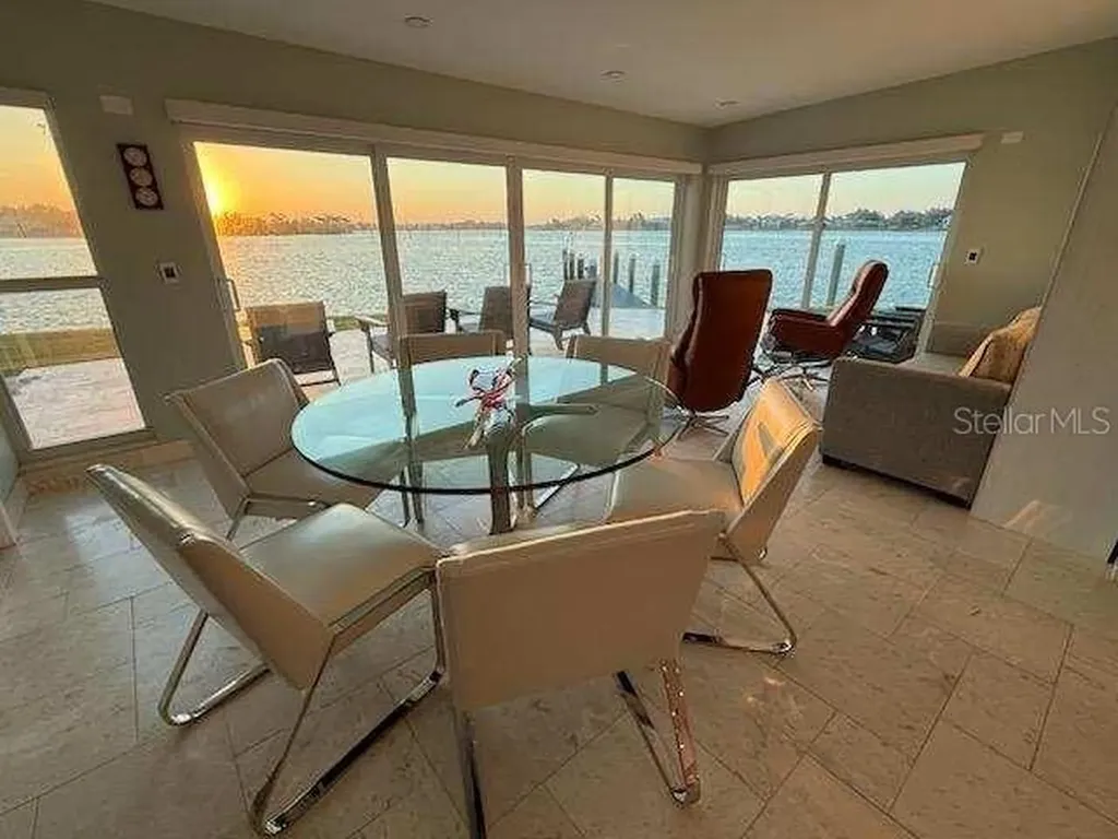 885 White Cap Circle Venice FL 34285