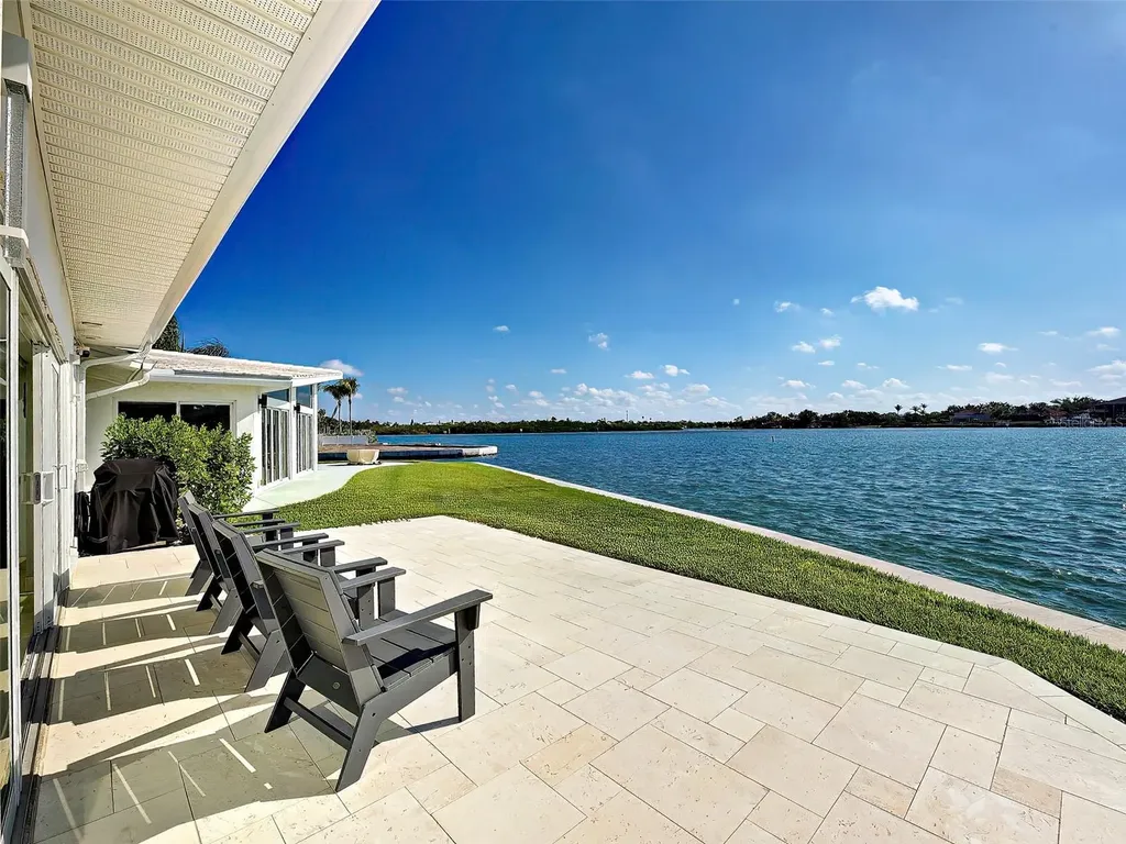 885 White Cap Circle Venice FL 34285
