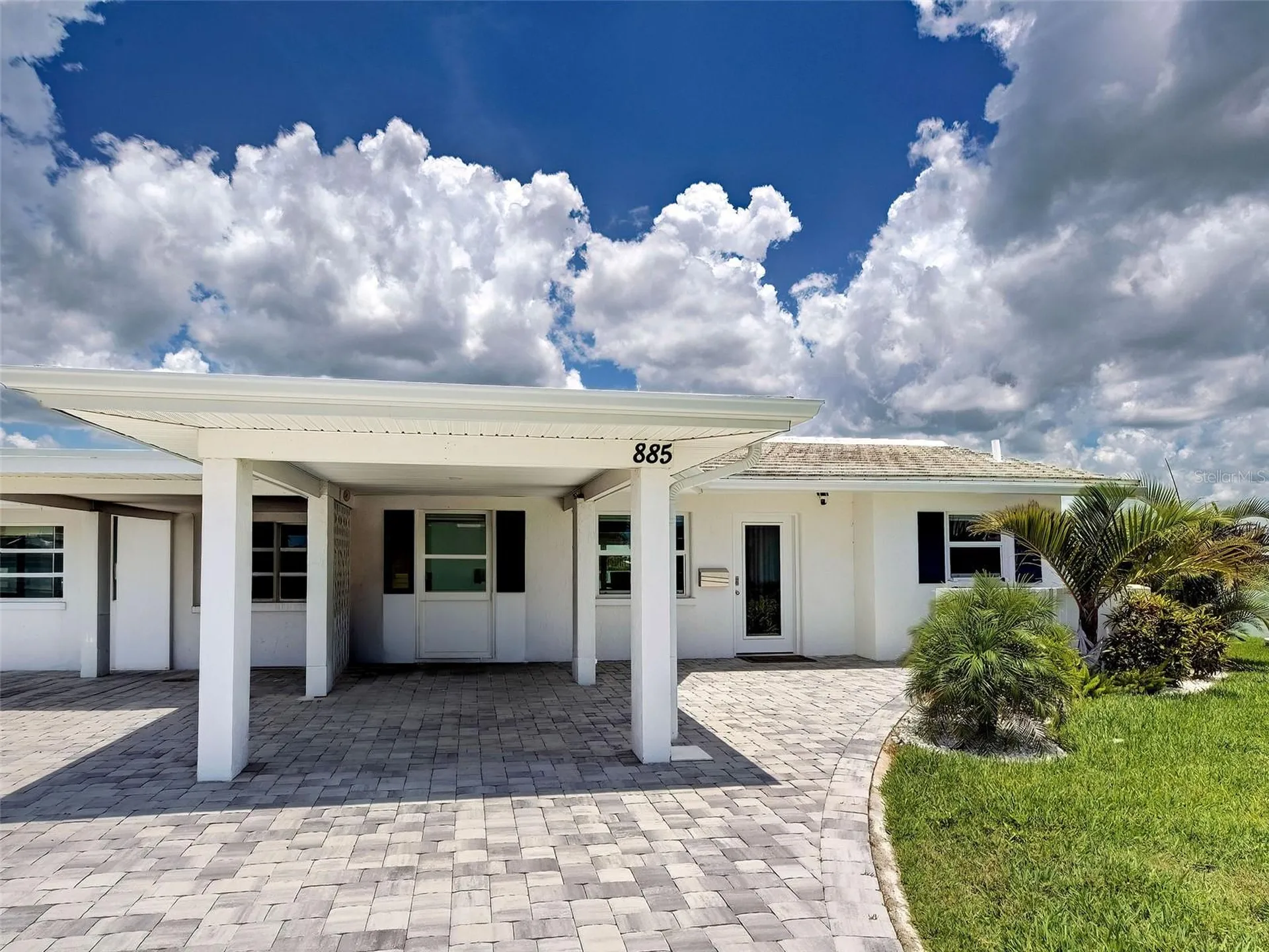 885 White Cap Circle Venice FL 34285