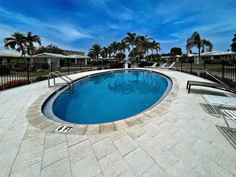 885 White Cap Circle Venice FL 34285