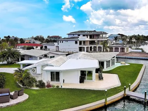 885 White Cap Circle Venice FL 34285