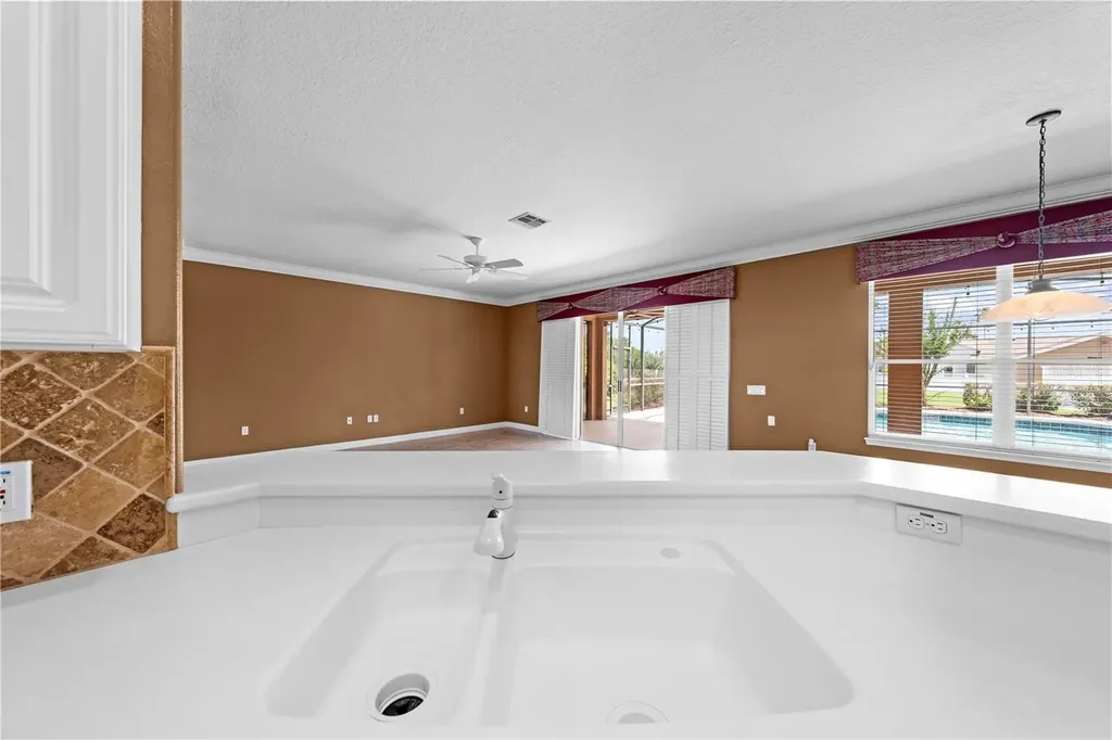 1620 Marina Lake Drive Kissimmee FL 34744