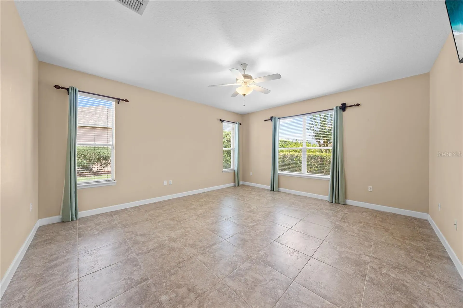 1620 Marina Lake Drive Kissimmee FL 34744