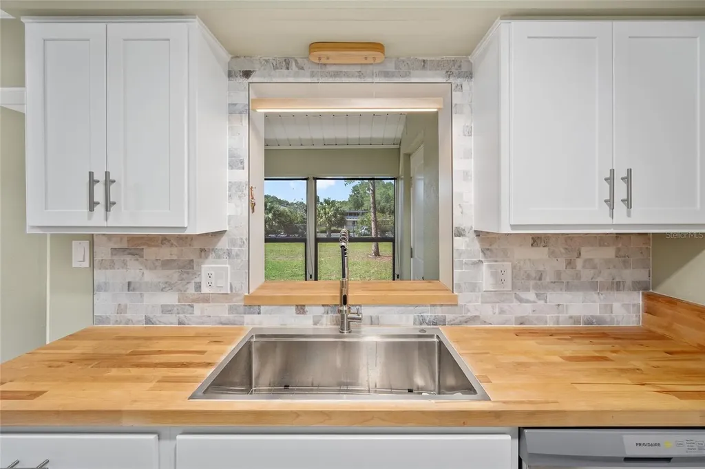 12531 Orangewood Court Tavares FL 32778