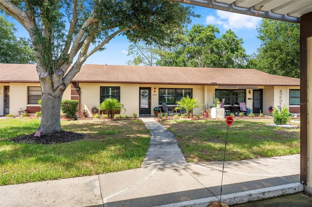 12531 Orangewood Court Tavares FL 32778