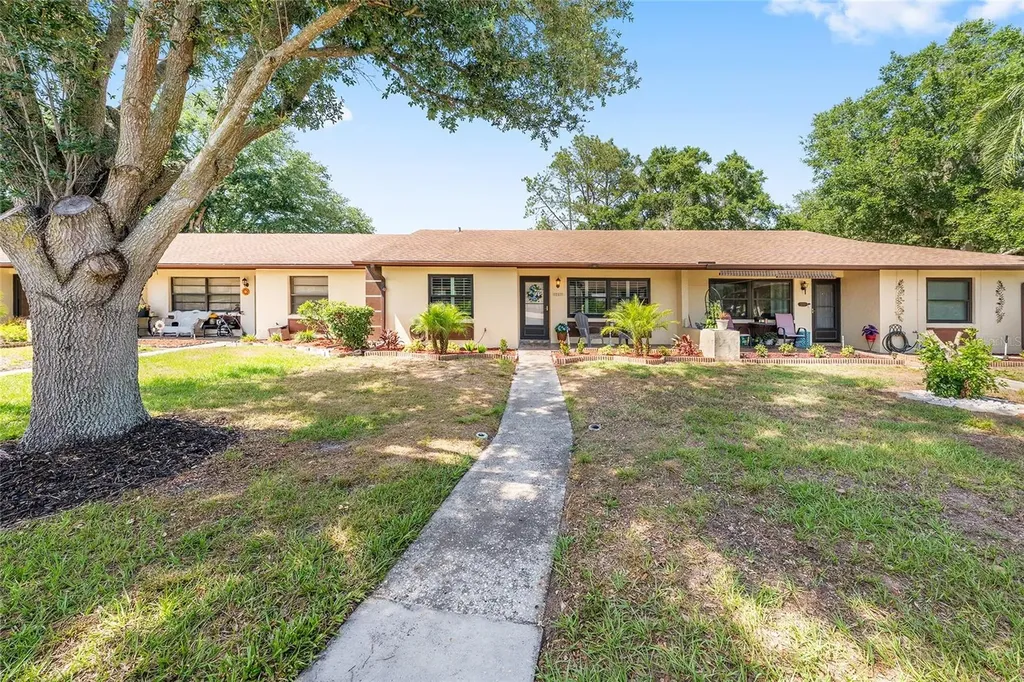 12531 Orangewood Court Tavares FL 32778