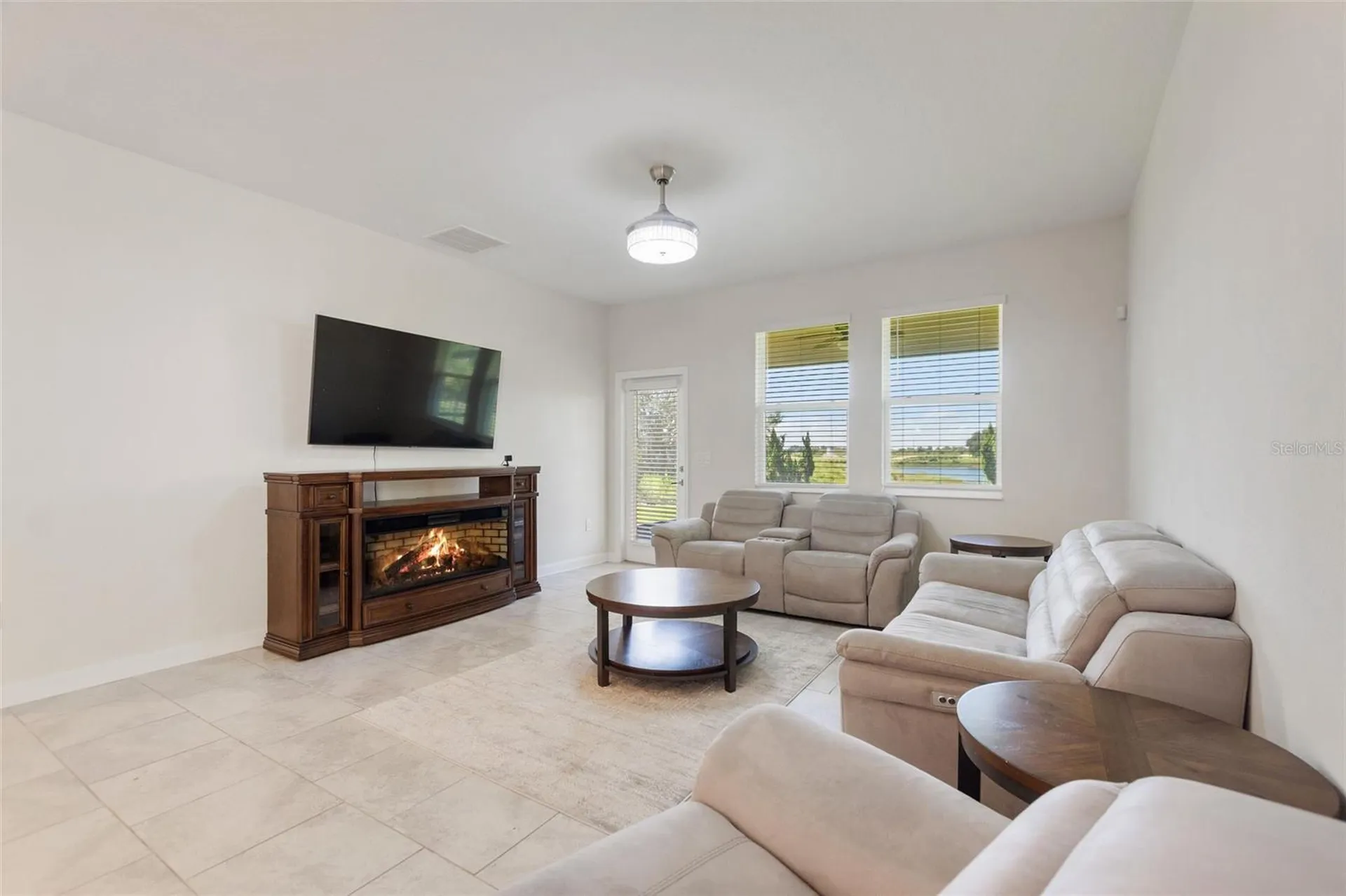 8720 Pacific Dunes Drive Davenport FL 33896