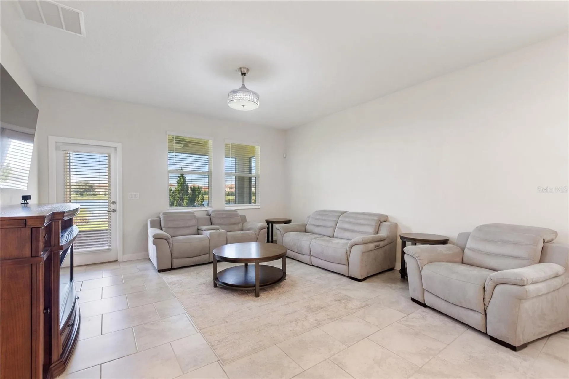 8720 Pacific Dunes Drive Davenport FL 33896