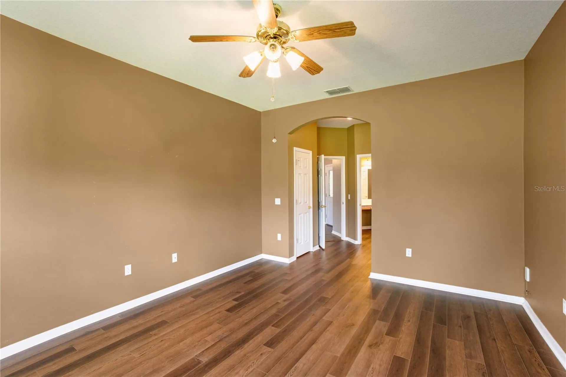 241 Falling Water Drive Kissimmee FL 34759
