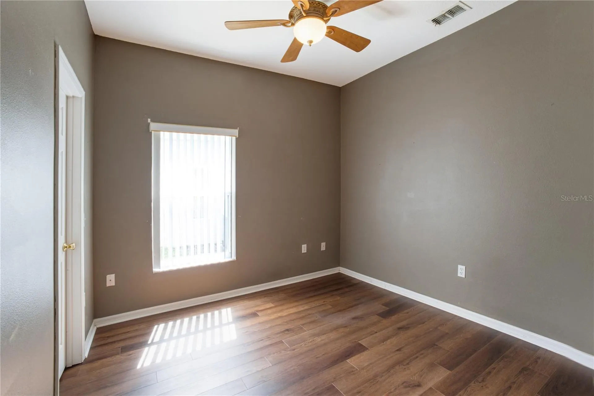 241 Falling Water Drive Kissimmee FL 34759
