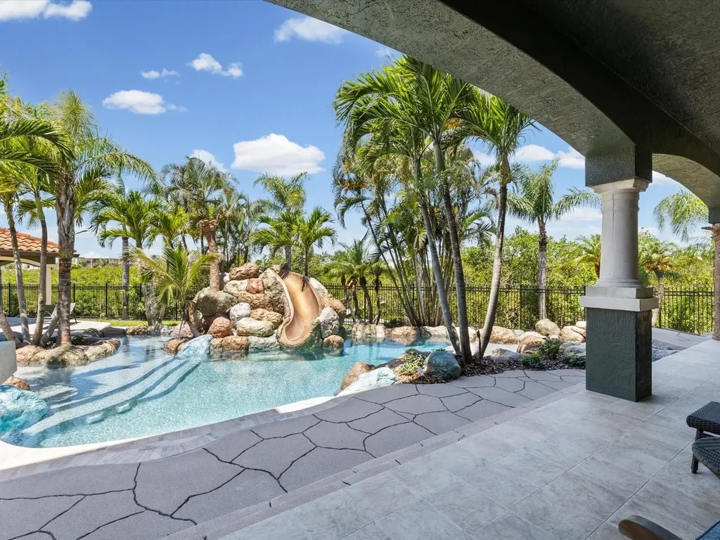 15041 Hardage Street Largo FL 33774