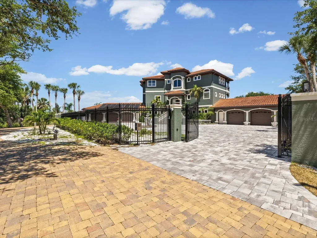 15041 Hardage Street Largo FL 33774