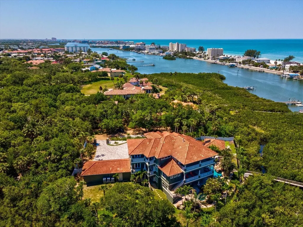 15041 Hardage Street Largo FL 33774