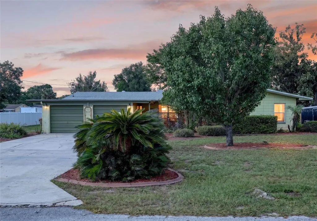 5216 Sydney Road Fruitland Park FL 34731
