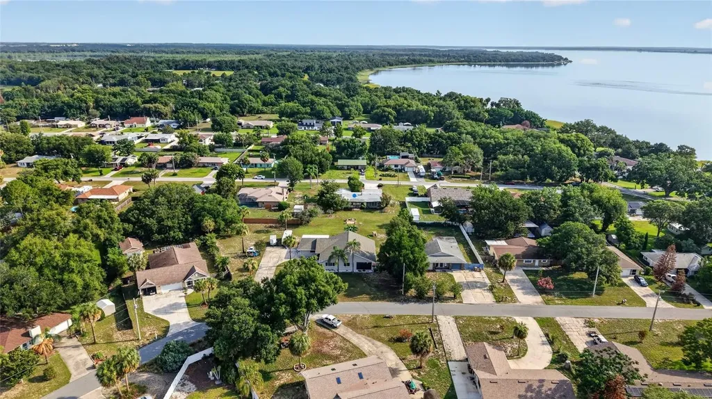 5216 Sydney Road Fruitland Park FL 34731