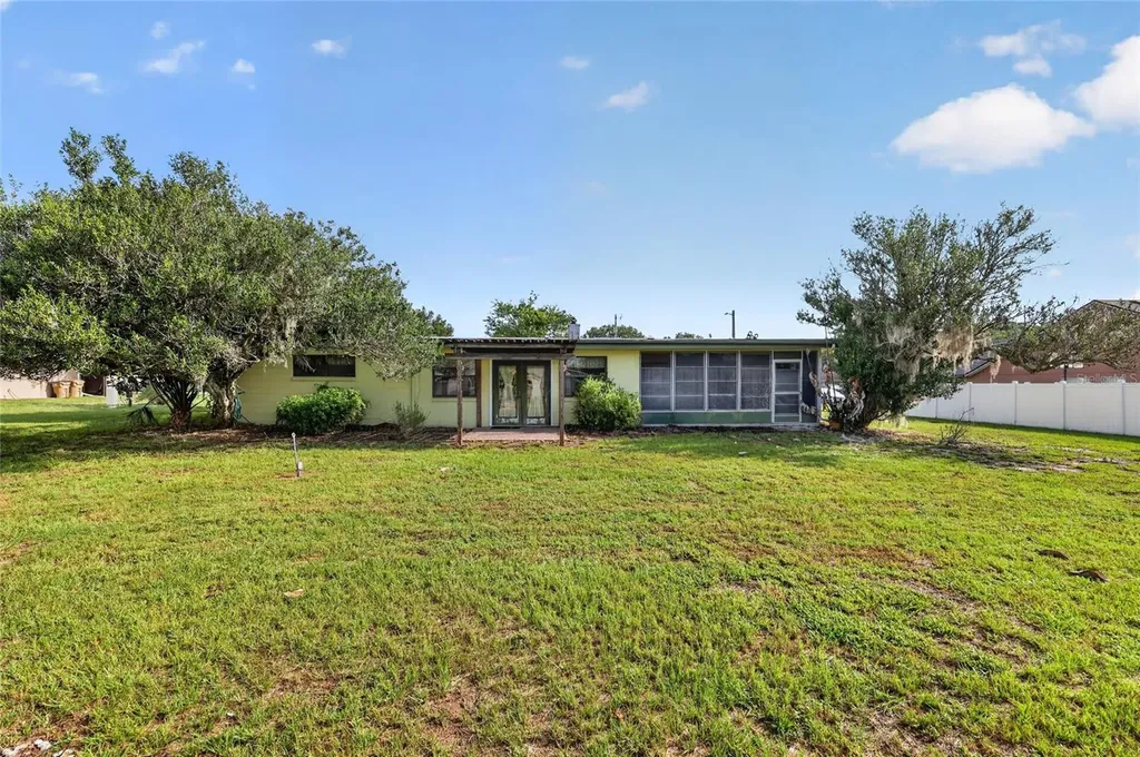 5216 Sydney Road Fruitland Park FL 34731