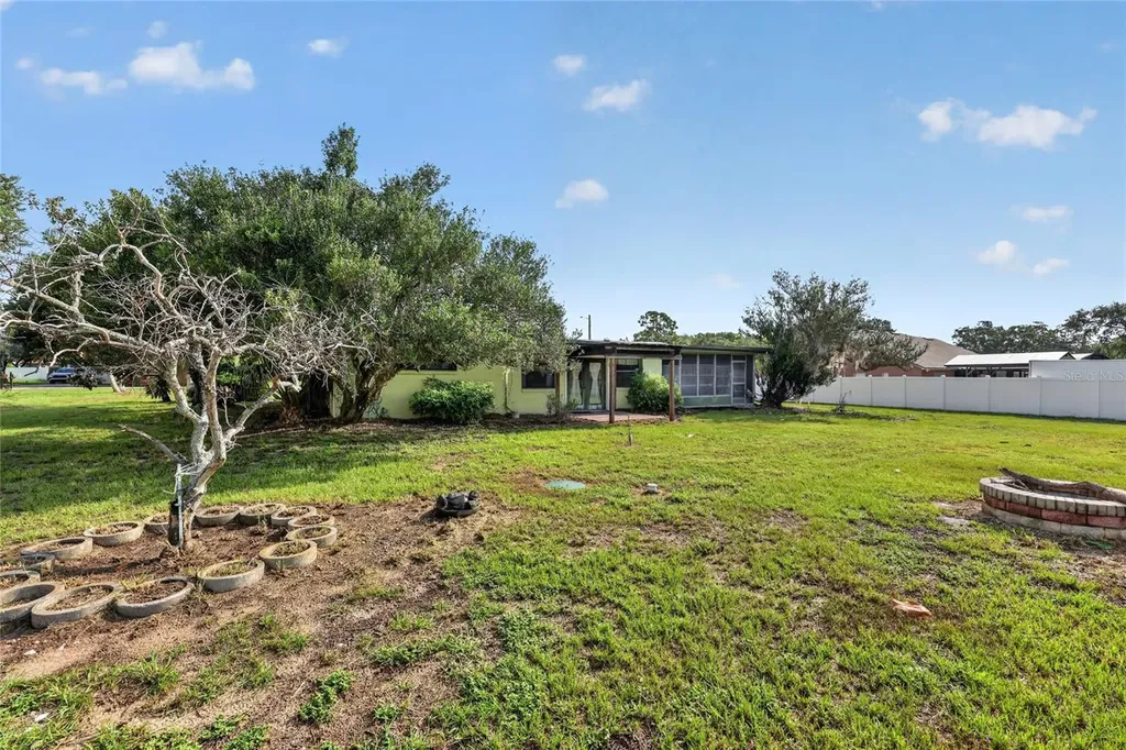 5216 Sydney Road Fruitland Park FL 34731