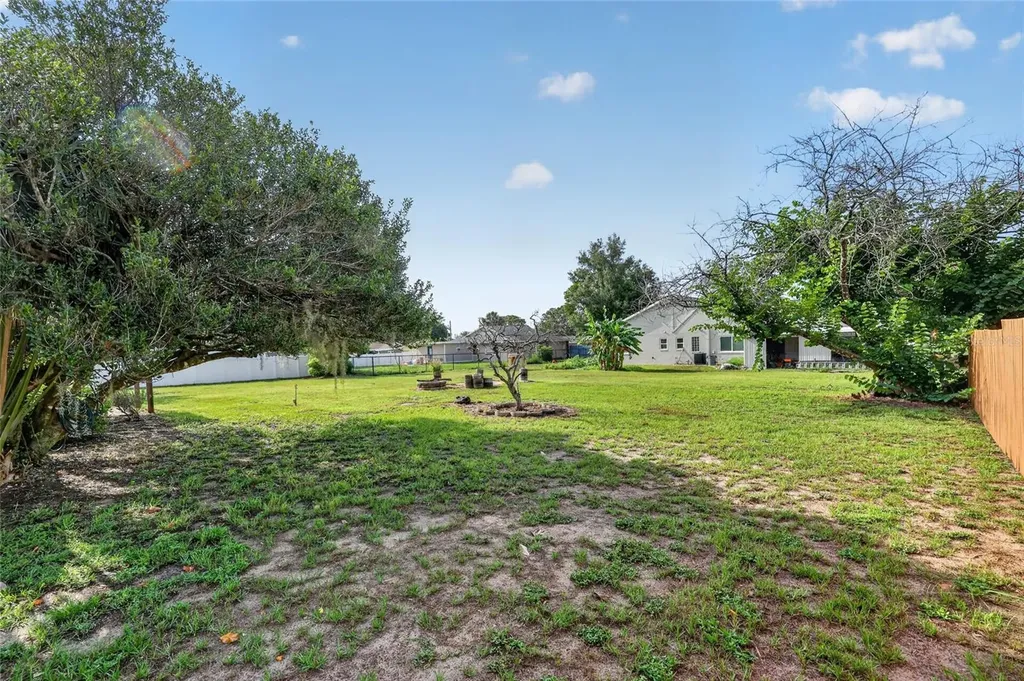 5216 Sydney Road Fruitland Park FL 34731