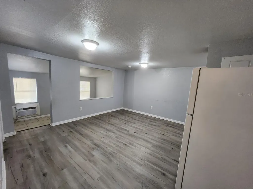 4611 N Hubert Avenue Tampa FL 33614