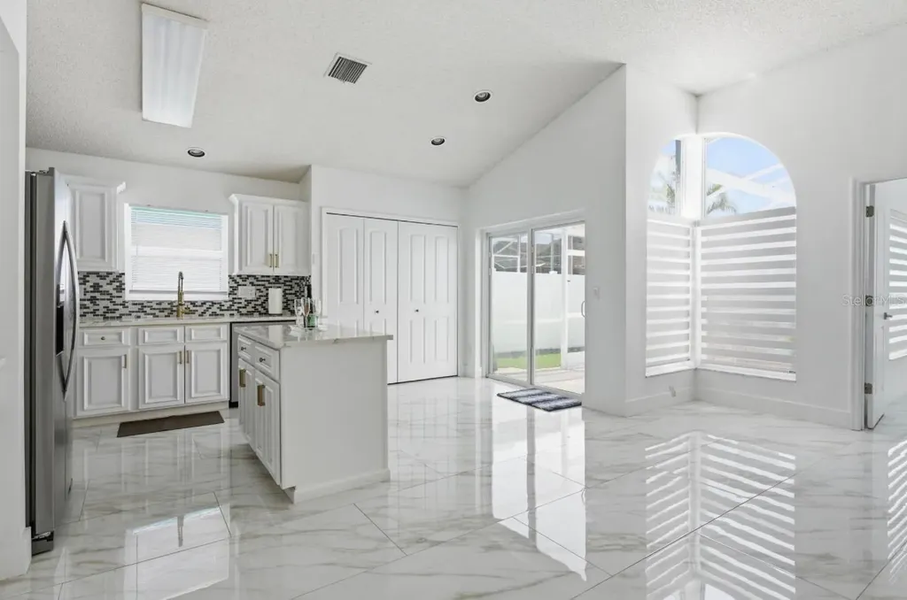 2980 Viscount Circle Kissimmee FL 34747